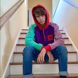 Meet your Posher, Thomas